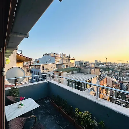 La Serena Taxim * Estambul