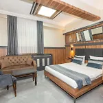 La Serena Taxim Hotel