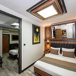 Hotel La Serena Taxim