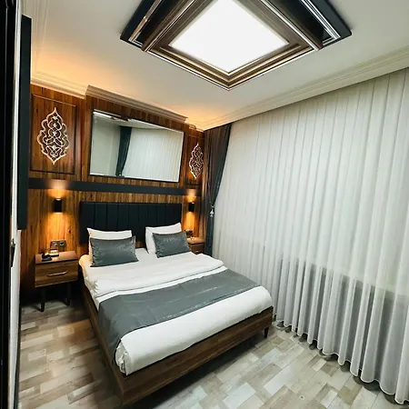 La Serena Taxim Hotel
